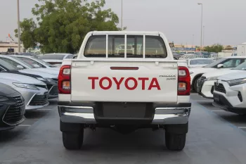 TOYOTA HILUX SRS 2.7L PETROL 4WD 2023 MODEL YEAR WHITE