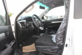 TOYOTA HILUX SRS 2.7L PETROL 4WD 2023 MODEL YEAR WHITE