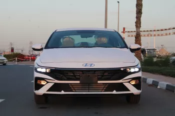 HYUNDAI ELANTRA 1.6 L PETROL 2WD COMFORT 2024 MODEL YEAR