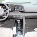 HYUNDAI ELANTRA 1.6 L PETROL 2WD COMFORT 2024 MODEL YEAR - Thumbnail 12