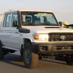 TOYOTA LANDCRUISER LC79 4.5L V8 DIESEL DOUBLE CAB MANUAL 2023 MODEL YEAR - Thumbnail 2