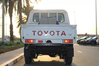 TOYOTA LANDCRUISER LC79 4.5L V8 DIESEL DOUBLE CAB MANUAL 2023 MODEL YEAR