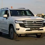 TOYOTA LANDCRUISER 300 3.3L DIESEL VX + 2023 MODEL YEAR WHITE COLOR - Thumbnail 1