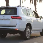 TOYOTA LANDCRUISER 300 3.3L DIESEL VX + 2023 MODEL YEAR WHITE COLOR - Thumbnail 2