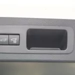 TOYOTA LANDCRUISER 300 3.3L DIESEL VX + 2023 MODEL YEAR WHITE COLOR - Thumbnail 16