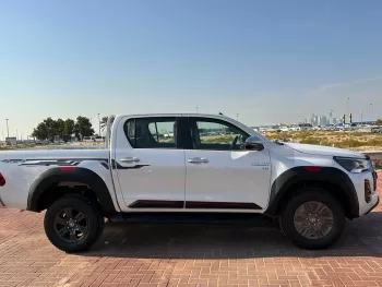 TOYOTA HILUX 4.0L V6 PETROL DOUBLE CAB 4WD VX AUTOMATIC 2024 MODEL YEAR WHITE
