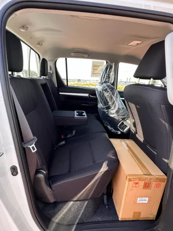 TOYOTA HILUX 4.0L V6 PETROL DOUBLE CAB 4WD VX AUTOMATIC 2024 MODEL YEAR WHITE