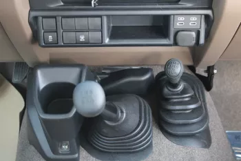 LHD - TOYOTA LANDCRUISER LC76 4.5L V8 DIESEL MANUAL 2024 MODEL YEAR