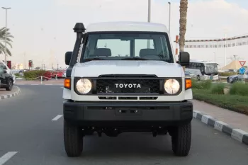 TOYOTA LANDCRUISER 78 4.5L V8 DIESEL 9 SEATER MANUAL 2024 MODEL YEAR