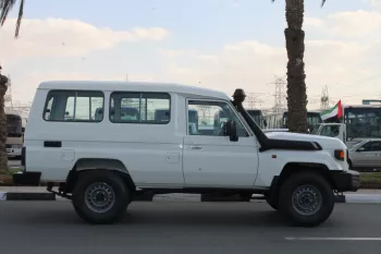 TOYOTA LANDCRUISER 78 4.5L V8 DIESEL 9 SEATER MANUAL 2024 MODEL YEAR