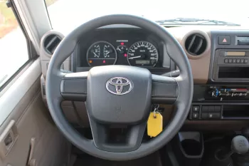 TOYOTA LANDCRUISER 78 4.5L V8 DIESEL 9 SEATER MANUAL 2024 MODEL YEAR