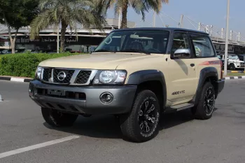 NISSAN PATROL SUPER SAFARI M/T 2023 MODEL YEAR GCC SPECS DEALAR WARRANTY