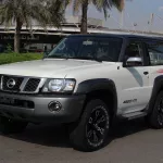 NISSAN PATROL SUPER SAFARI A/T 2023 MODEL YEAR GCC SPECS DEALAR WARRANTY - Thumbnail 1