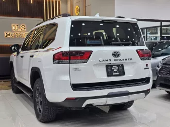Toyota Land Cruiser GR 3.5L Twin Turbo 2022 Model Year