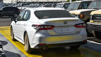 Toyota Camry GLE 2.5L V4 Hybrid 2023 Model Year White Color