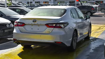 Toyota Camry GLE 2.5L V4 Hybrid 2023 Model Year White Color