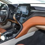Toyota Camry GLE 2.5L V4 Hybrid 2023 Model Year White Color - Thumbnail 23