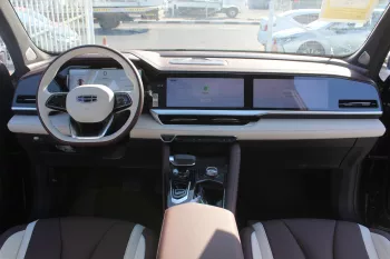 GEELY MONJARO 2.0L PETROL 4WD 2023 MODEL YEAR BLACK