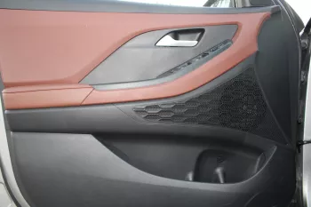 LHD - HYUNDAI CRETA 1.5L PETROL LUXURY 2024 MODEL YEAR SILVER