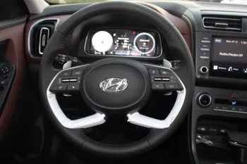 LHD - HYUNDAI CRETA 1.5L PETROL LUXURY 2024 MODEL YEAR SILVER