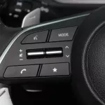 LHD - HYUNDAI CRETA 1.5L PETROL LUXURY 2024 MODEL YEAR SILVER - Thumbnail 10