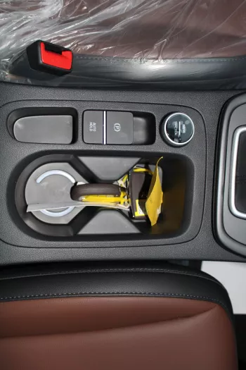 LHD - HYUNDAI CRETA 1.5L PETROL LUXURY 2024 MODEL YEAR SILVER
