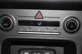 LHD - HYUNDAI CRETA 1.5L PETROL LUXURY 2024 MODEL YEAR SILVER