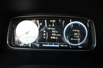 LHD - HYUNDAI CRETA 1.5L PETROL LUXURY 2024 MODEL YEAR CREAMY WHITE PEARL
