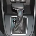 LHD - HYUNDAI CRETA 1.5L PETROL LUXURY 2024 MODEL YEAR CREAMY WHITE PEARL - Thumbnail 14