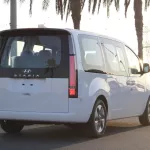 HYUNDAI STARIA PETROL 11 SEATER PREMIER AUTOMATIC  2024 MODEL YEAR WHITE - Thumbnail 2