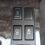 Nissan Patrol Super Safari V6 4WD 2023 Model Year Creamy White Color - Thumbnail 17