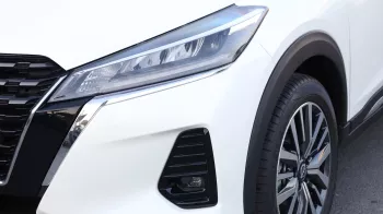 Nissan Kicks XV Luxury 1.5L 2023 Model Year White Color 