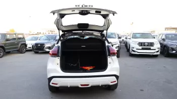 Nissan Kicks XV Luxury 1.5L 2023 Model Year White Color 