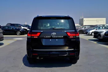 TOYOTA LAND CRUISER 300 VXR V6 2024 MODEL YEAR 4.0L PETROL