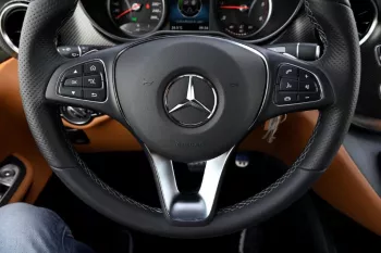 MERCEDES BENZ VIP EDITION 2022 MODEL YEAR V300D 2.0L DIESEL 4-SEATER AUTOMATIC
