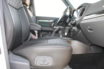 MITISUBISHI PAJERO 3.8L PETROL V6 GLS 2020 MODEL YEAR