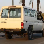 TOYOTA LANDCRUISER 78 4.2L DIESEL 13 SEATER HIGH ROOF 2023 MODEL YEAR - Thumbnail 3