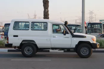 TOYOTA LANDCRUISER 78 4.2L DIESEL 13 SEATER HIGH ROOF 2023 MODEL YEAR