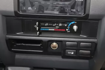 TOYOTA LANDCRUISER 78 4.2L DIESEL 13 SEATER HIGH ROOF 2023 MODEL YEAR