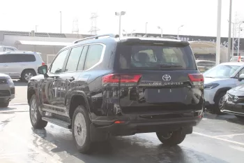 TOYOTA LAND CRUISER VX PLUS 3.5L PETROL 2023 MODEL YEAR BLACK