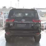 TOYOTA LAND CRUISER VX PLUS 3.5L PETROL 2023 MODEL YEAR BLACK - Thumbnail 5