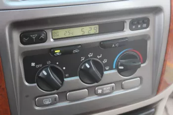 Toyota Land Cruiser 4.7L Petrol 4WD 2007 Model Year