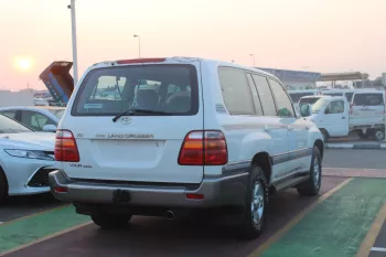 Toyota Land Cruiser 4.7L PETROL 4WD 2000 MODEL YEAR