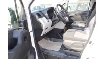 2023 Toyota Hiace 3.5L V6 Petrol A/T for export only