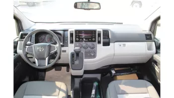 2023 Toyota Hiace 3.5L V6 Petrol A/T for export only