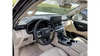 2023 Model Toyota Land Cruiser LC300 VX 3.5L V6 Twin Turbo Petrol