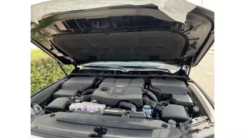 2023 Model Toyota Land Cruiser LC300 VX 3.5L V6 Twin Turbo Petrol