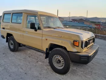 2024 Model Toyota Land Cruiser LC78 (3-Door) Hardtop 2.8L 4-Cyl Diesel A/T 4x4 FOR EXPORT ONLY