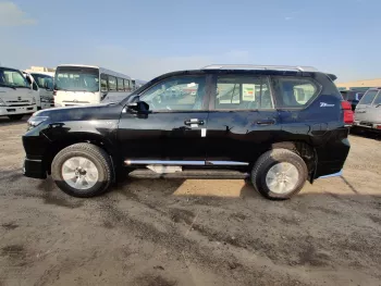 2023 Toyota Land Cruiser Prado VXR 4.0L V6 A/T 4WD (Full-Accessories) FOR EXPORT ONLY