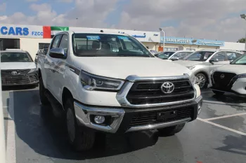 TOYOTA HILUX 2.8L DIESEL 4WD EURO4 2024 MODEL YEAR WHITE